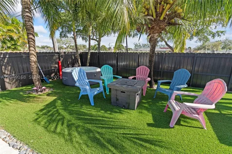 901 Dove Avenue Miami Springs FL 33166