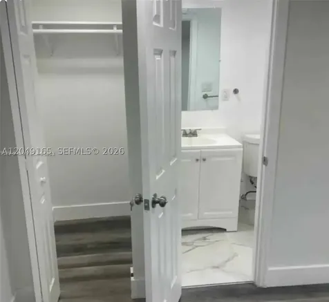 2780 NW 29th Court Oakland Park FL 33311
