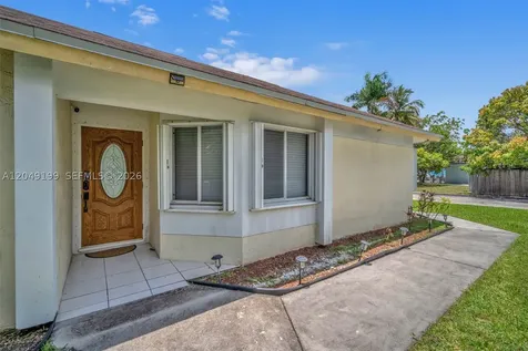 1108 E Jasmine Lane North Lauderdale FL 33068