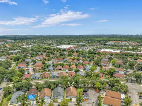 1108 E Jasmine Lane North Lauderdale FL 33068