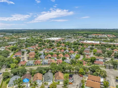 1108 E Jasmine Lane North Lauderdale FL 33068