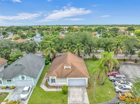 1108 E Jasmine Lane North Lauderdale FL 33068