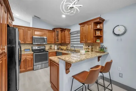 1108 E Jasmine Lane North Lauderdale FL 33068