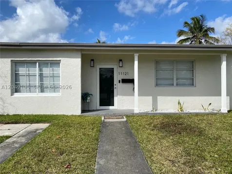 11121 SW 46th Street Miami FL 33165