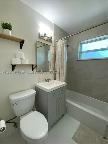11121 SW 46th Street Miami FL 33165