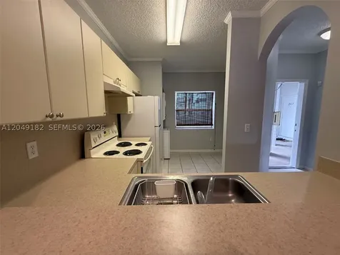 2304 SE 24 Avenue Homestead FL 33035