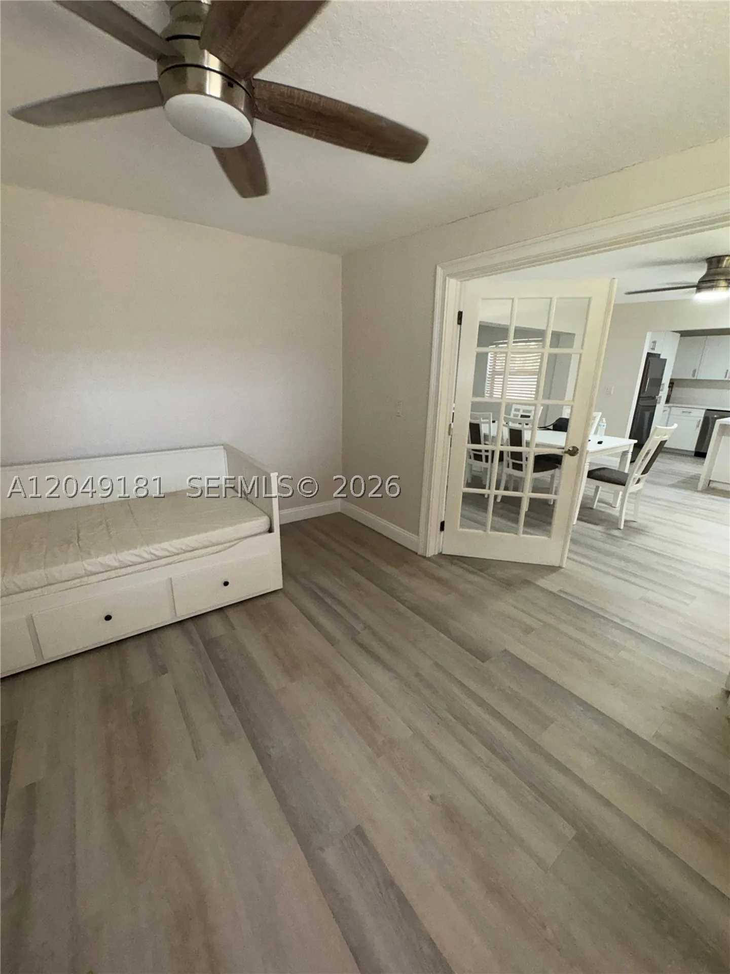 649 W Evanston Circle Fort Lauderdale FL 33312
