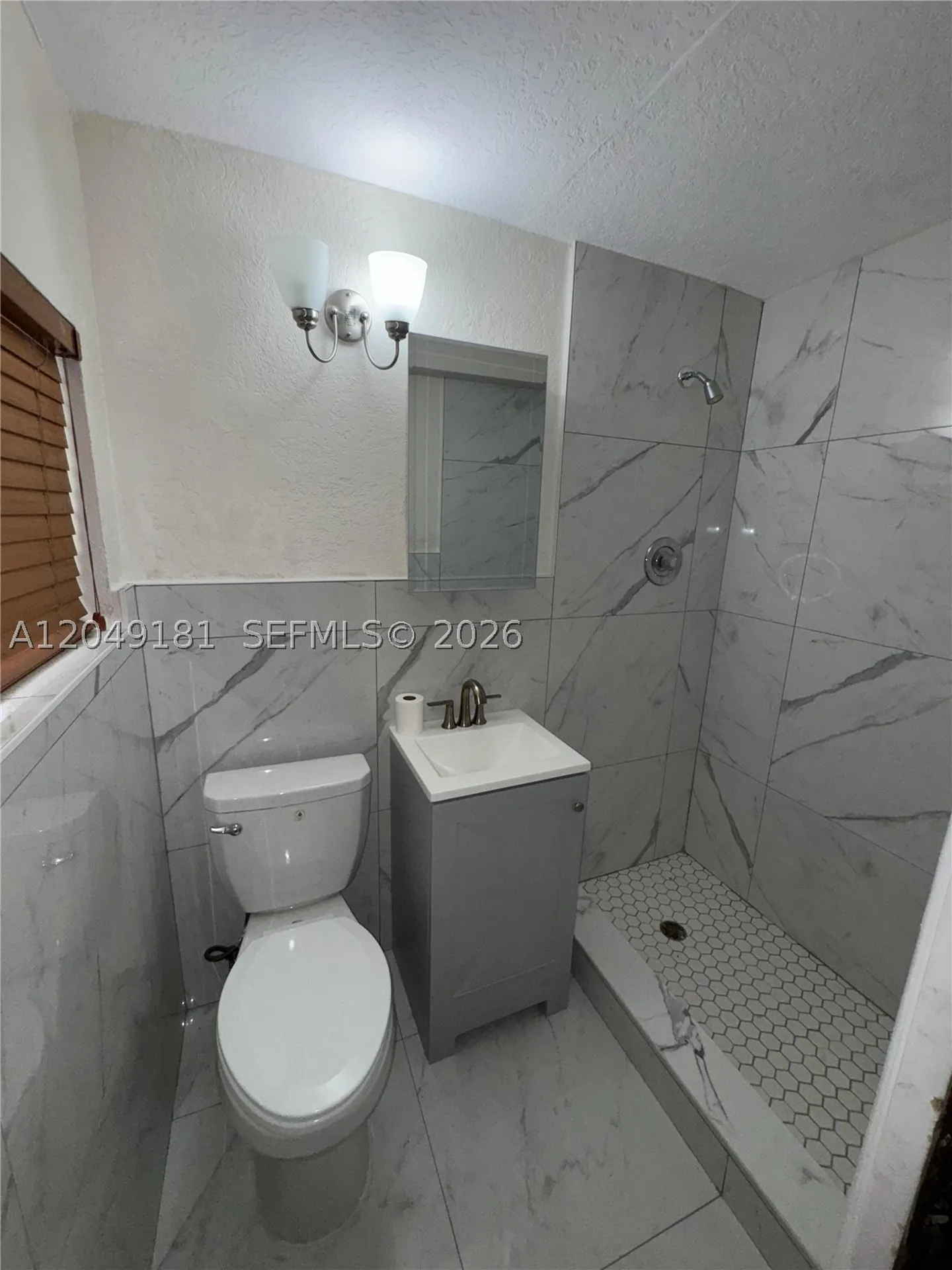 649 W Evanston Circle Fort Lauderdale FL 33312