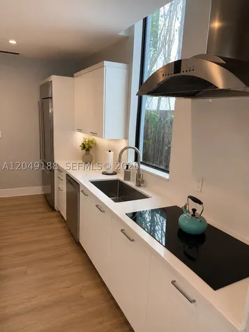 8631 Arboretum Lane Miami FL 33138