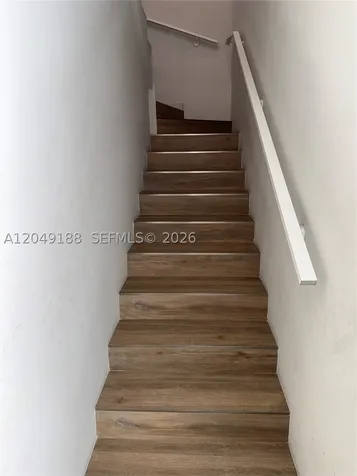 8631 Arboretum Lane Miami FL 33138