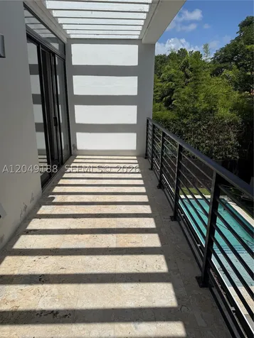 8631 Arboretum Lane Miami FL 33138
