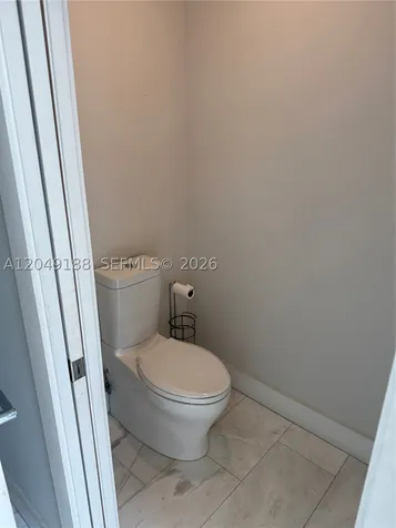 8631 Arboretum Lane Miami FL 33138