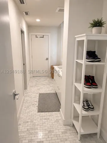 8631 Arboretum Lane Miami FL 33138