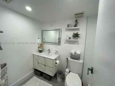 7601 E Treasure Drive North Bay Village FL 33141