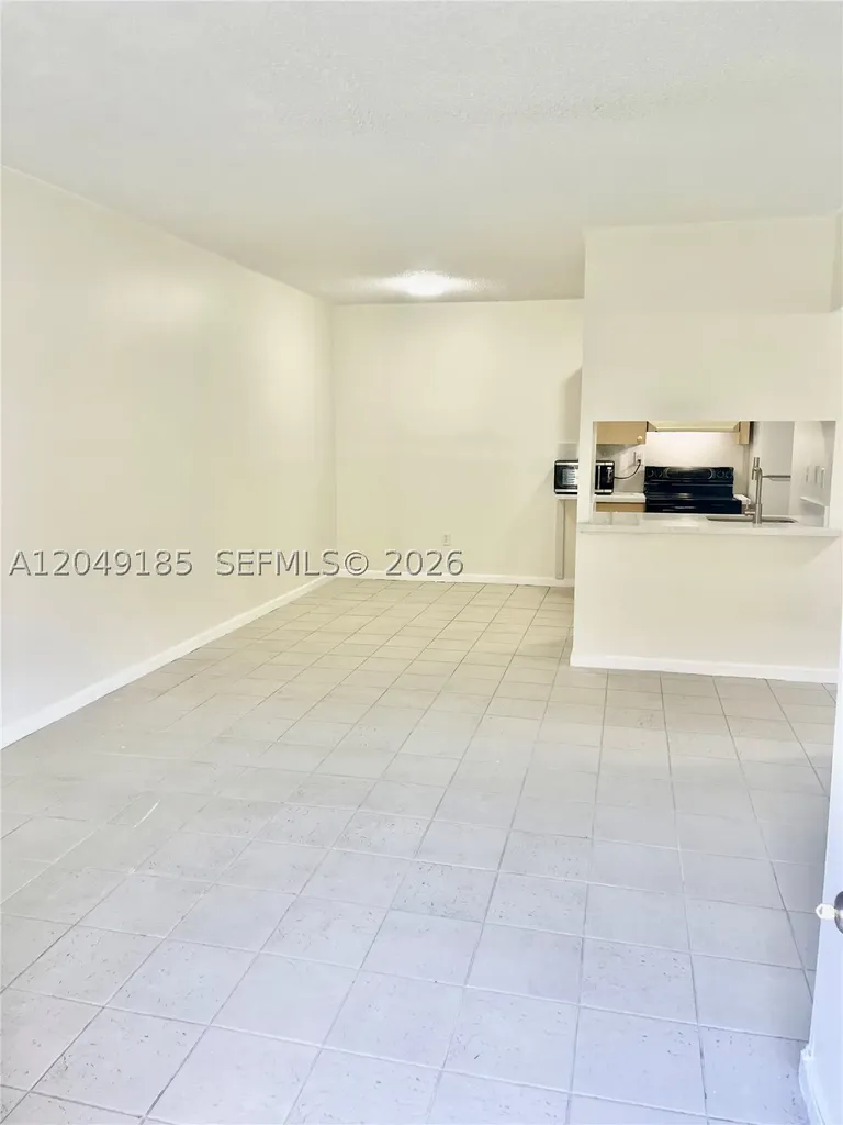 15699 SW 73rd Cir Terrace Miami FL 33193
