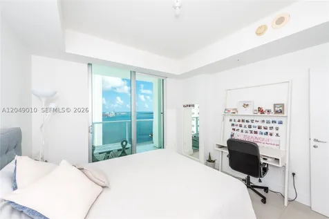 300 S Biscayne Boulevard Miami FL 33131