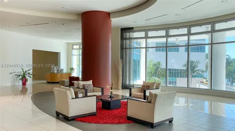 300 S Biscayne Boulevard Miami FL 33131