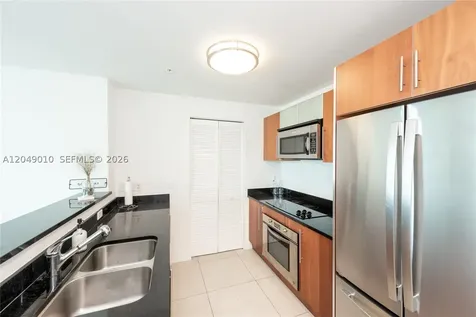 300 S Biscayne Boulevard Miami FL 33131