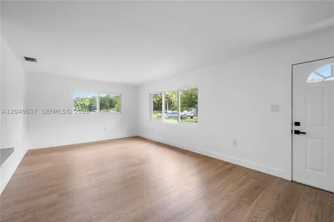 3802 Avenue N Fort Pierce FL 34947