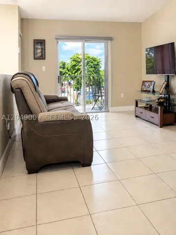 5800 W 18th Lane Hialeah FL 33012
