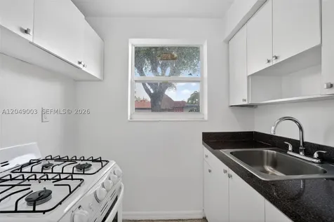2170 NW Flagler Terrace Miami FL 33125