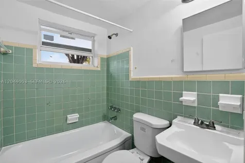 2170 NW Flagler Terrace Miami FL 33125