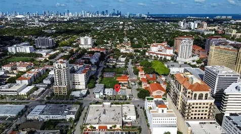 2170 NW Flagler Terrace Miami FL 33125