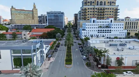 2170 NW Flagler Terrace Miami FL 33125