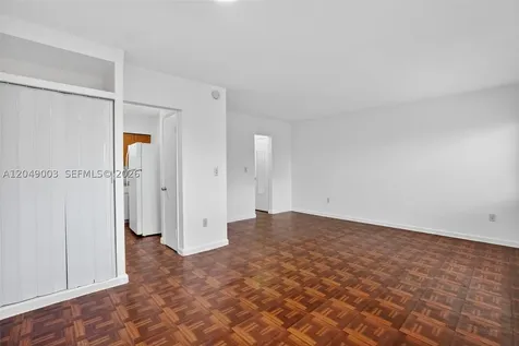2170 NW Flagler Terrace Miami FL 33125