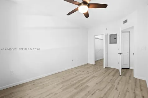 17145 N Bay Road Sunny Isles Beach FL 33160