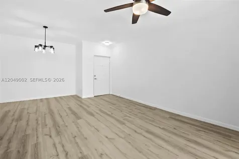 17145 N Bay Road Sunny Isles Beach FL 33160