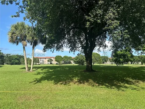 101 SW 132nd Way Pembroke Pines FL 33027