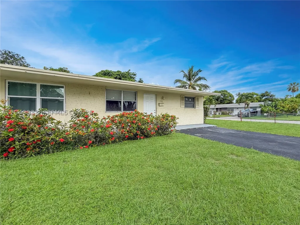 1725 NW 54th Terrace Lauderhill FL 33313