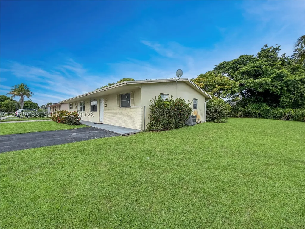 1725 NW 54th Terrace Lauderhill FL 33313