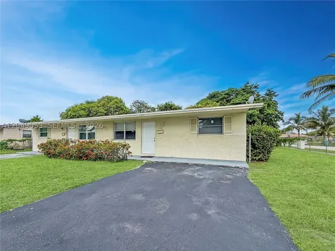 1725 NW 54th Terrace Lauderhill FL 33313