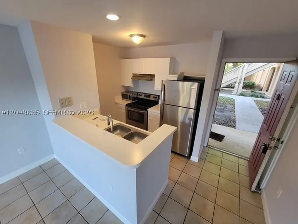 4815 Via Palm Lakes West Palm Beach FL 33417