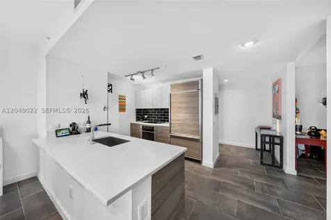 1100 S Miami Avenue Miami FL 33130