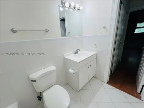 2050 NW 89th Avenue Pembroke Pines FL 33028
