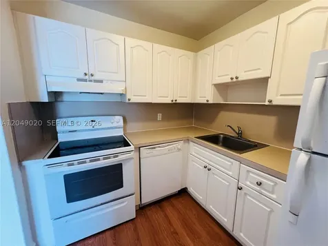 2050 NW 89th Avenue Pembroke Pines FL 33028