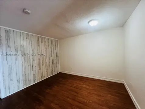 2050 NW 89th Avenue Pembroke Pines FL 33028