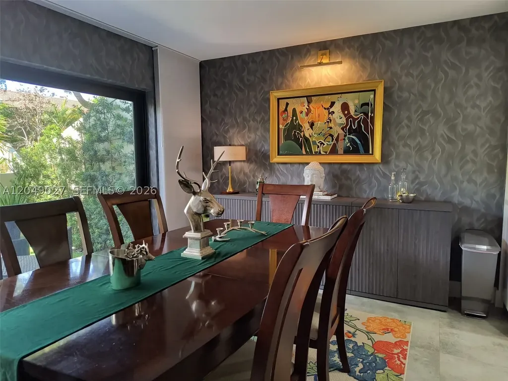 6047 Bayview Drive Fort Lauderdale FL 33308