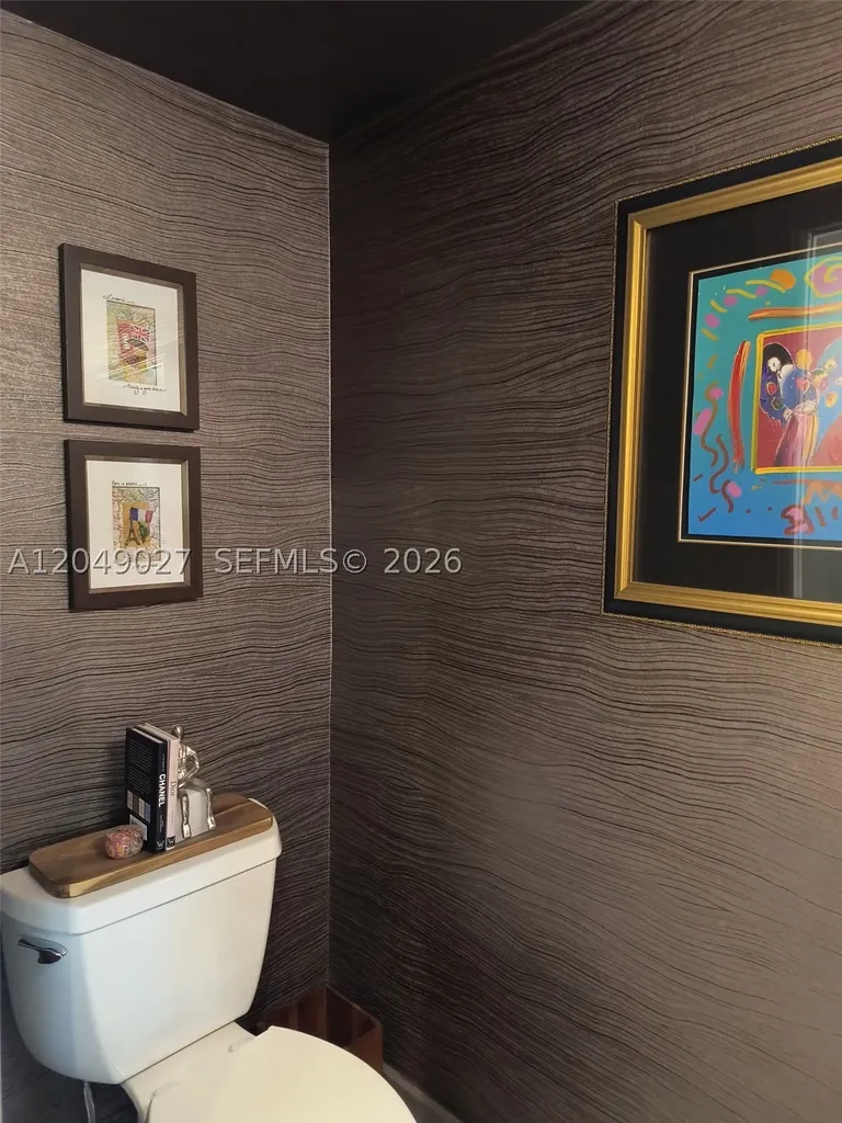 6047 Bayview Drive Fort Lauderdale FL 33308