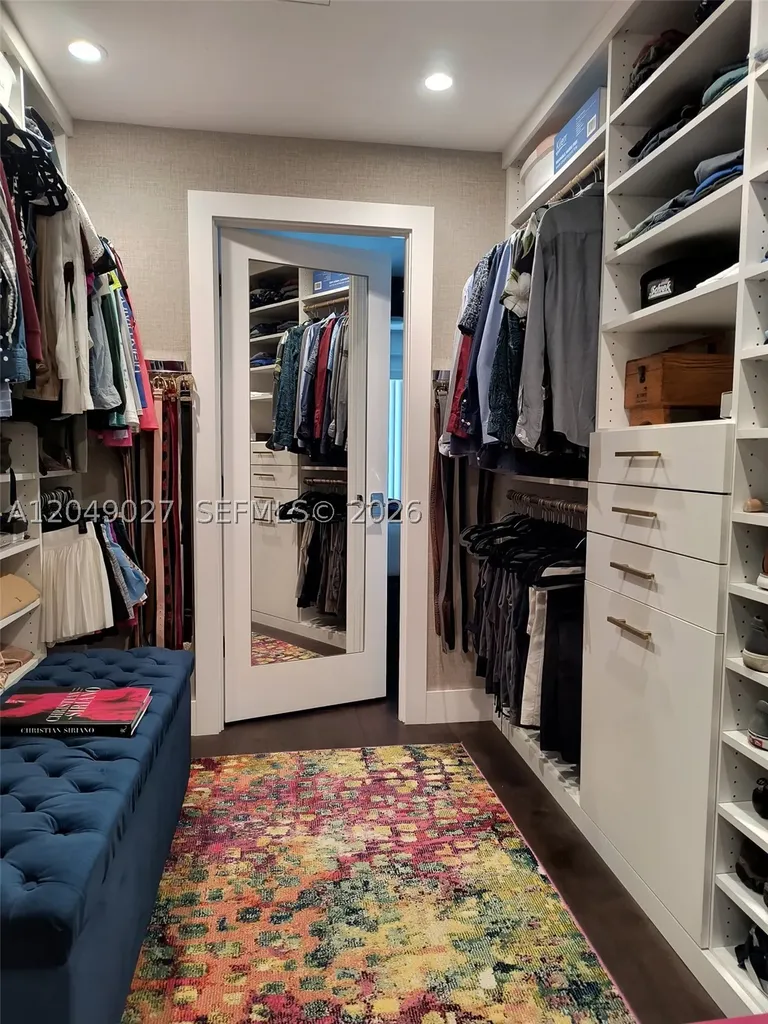 6047 Bayview Drive Fort Lauderdale FL 33308