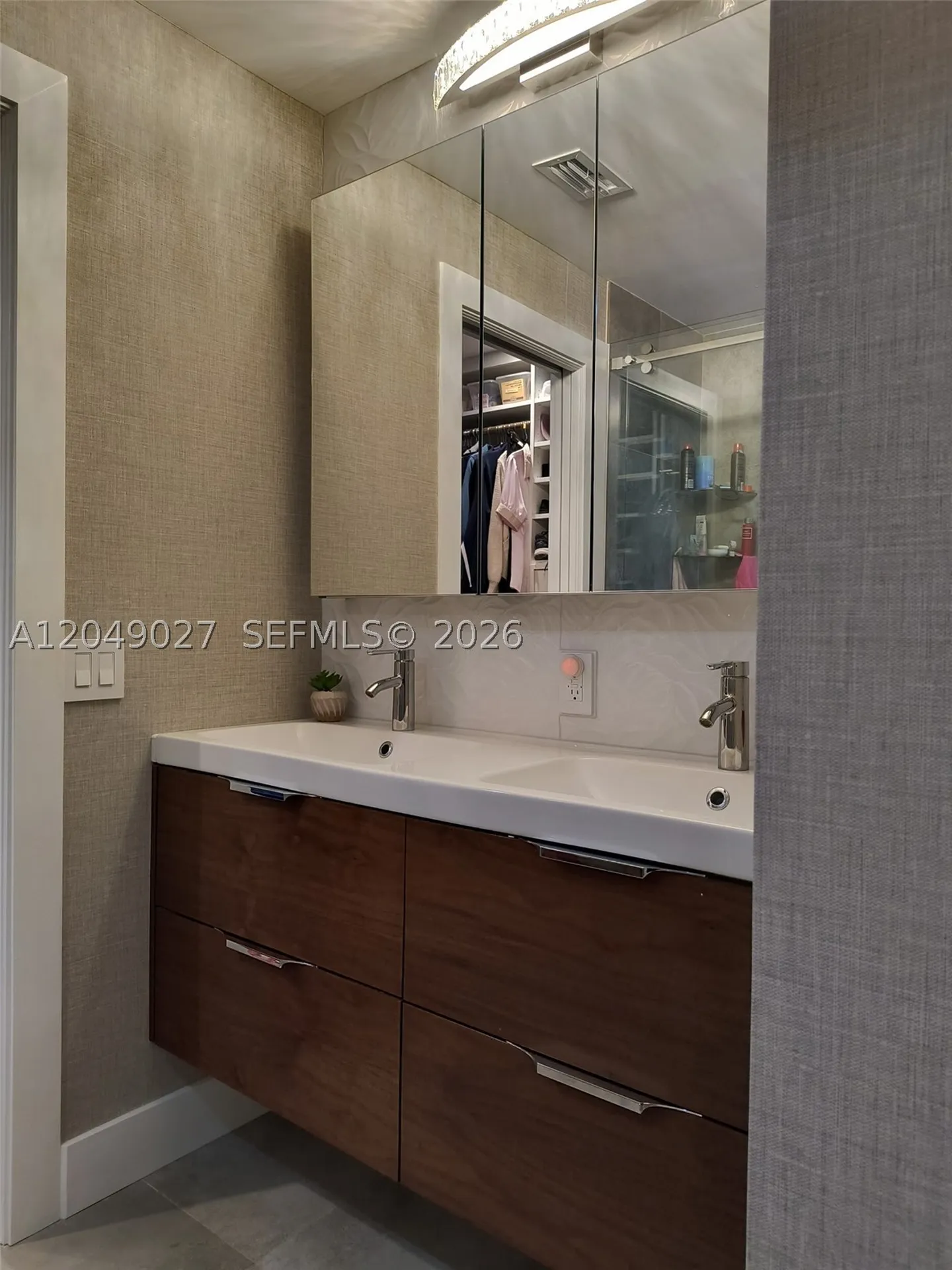 6047 Bayview Drive Fort Lauderdale FL 33308