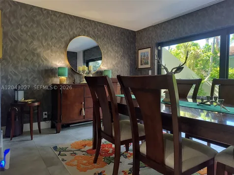 6047 Bayview Drive Fort Lauderdale FL 33308