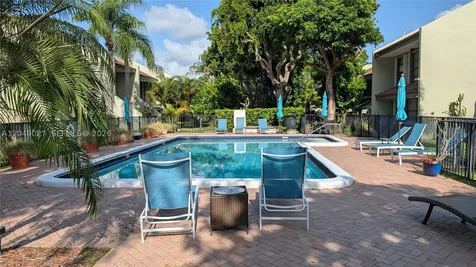 6047 Bayview Drive Fort Lauderdale FL 33308