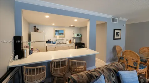 6047 Bayview Drive Fort Lauderdale FL 33308