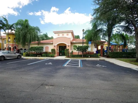 1308 N Santa Catalina Circle North Lauderdale FL 33068