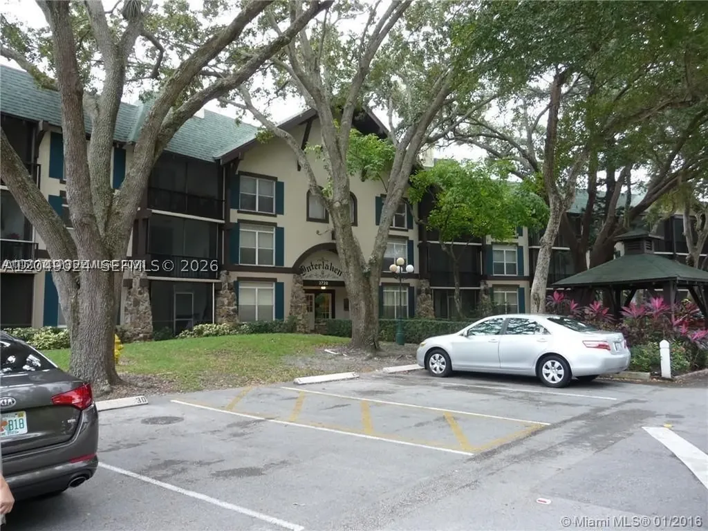 3720 Inverrary Drive Lauderhill FL 33319