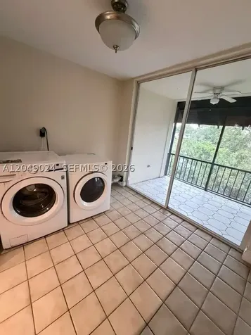 3720 Inverrary Drive Lauderhill FL 33319